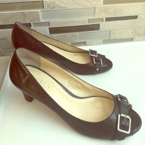 Black Ralph Lauren Pump